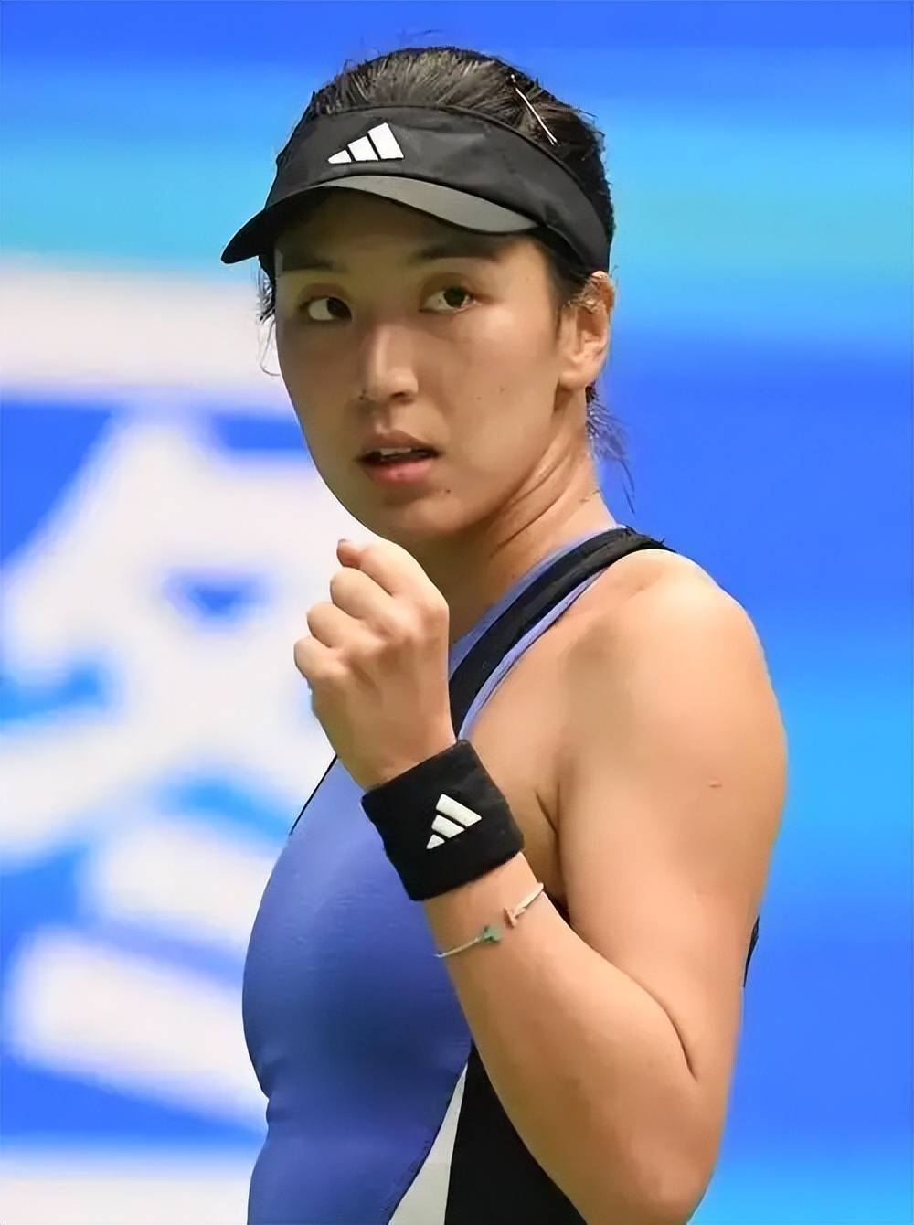 一块硬骨头 一块硬骨头